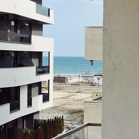 Eqinox Apartments Năvodari Eksteriør billede