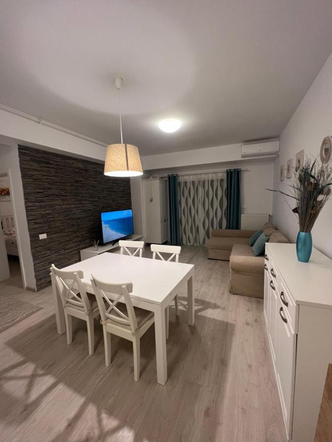 Eqinox Apartments Năvodari Eksteriør billede