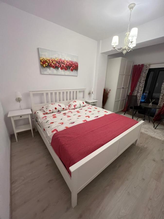 Eqinox Apartments Năvodari Eksteriør billede